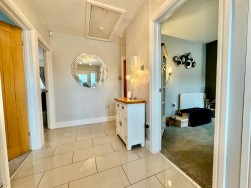 Plas Road, Fleur De Lis, NP12