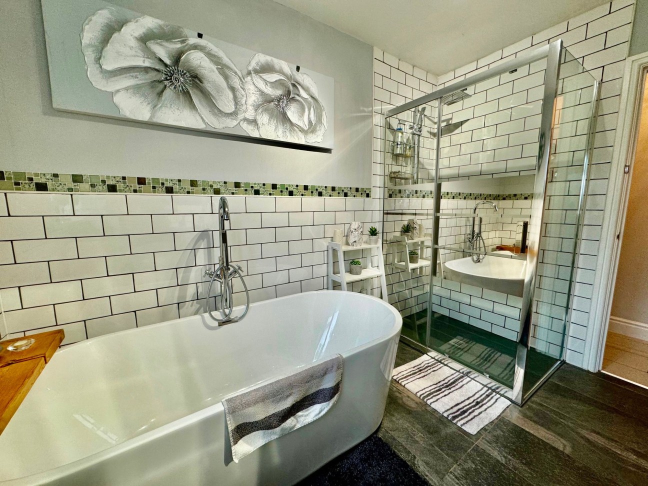 Plas Road, Fleur De Lis, NP12
