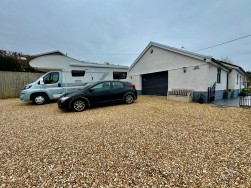 Plas Road, Fleur De Lis, NP12