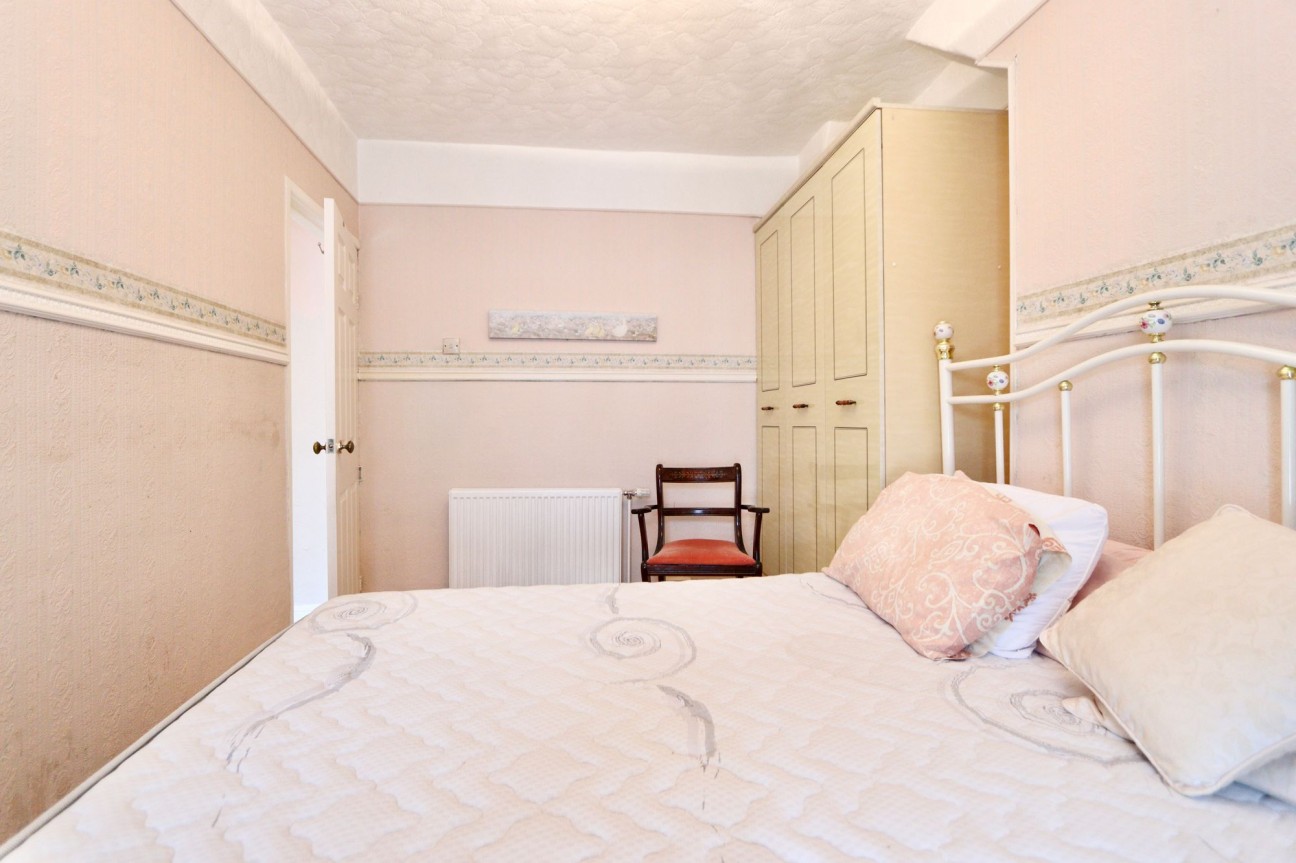 Central Street, Ystrad Mynach, CF82