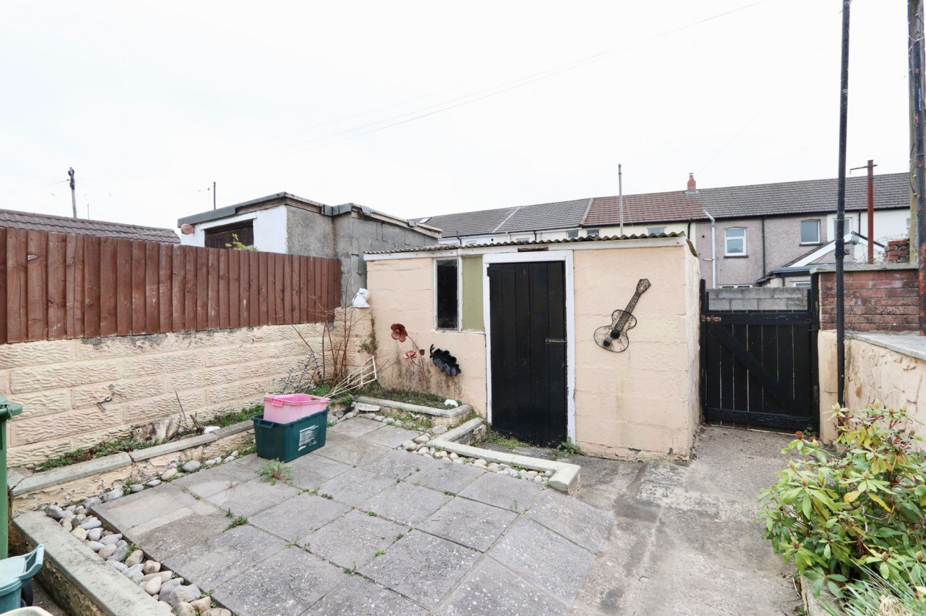 Central Street, Ystrad Mynach, CF82