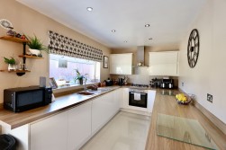 Elidyr Road, Newbridge, NP11