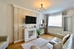Elidyr Road, Newbridge, NP11