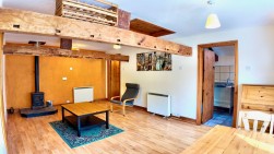 Halls Crossing, Woodfieldside, NP12