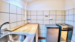 Halls Crossing, Woodfieldside, NP12
