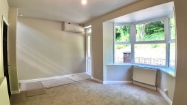 Oakland Terrace, Crumlin, NP11