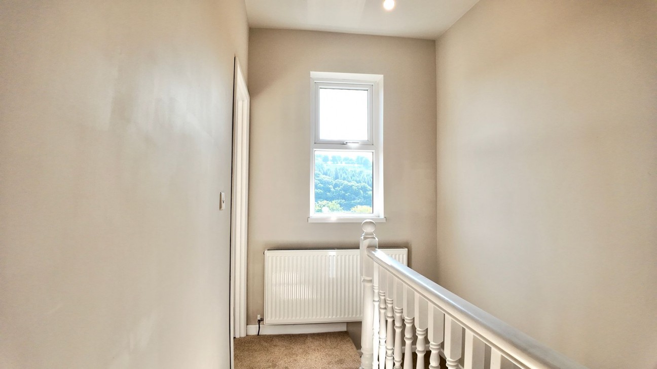 Oakland Terrace, Crumlin, NP11
