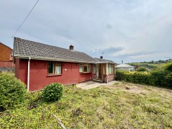 Bryngolau, Tonyrefail, CF39
