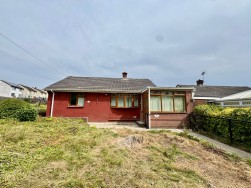 Bryngolau, Tonyrefail, CF39