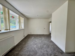 Bryngolau, Tonyrefail, CF39