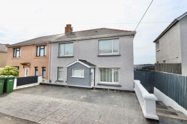 Coed-Y-Moeth Road, Aberbargoed, CF81