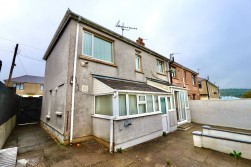 Coed-Y-Moeth Road, Aberbargoed, CF81