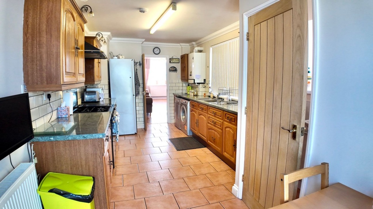 Elm Street, Aberbargoed, CF81