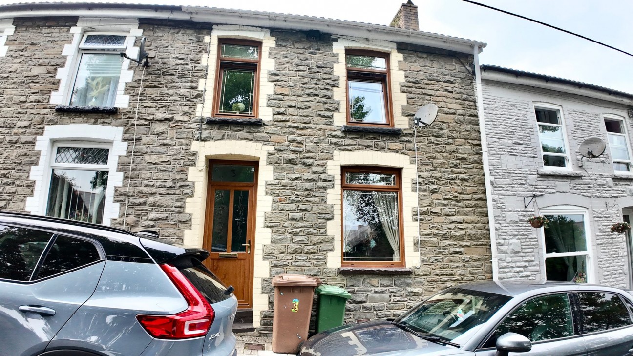 Usk Road, Bargoed, CF81