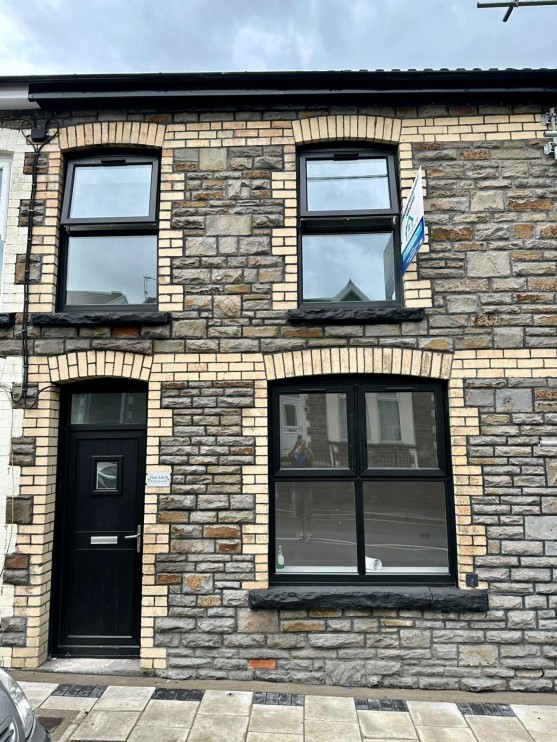 Gilfach Street, Bargoed, CF81