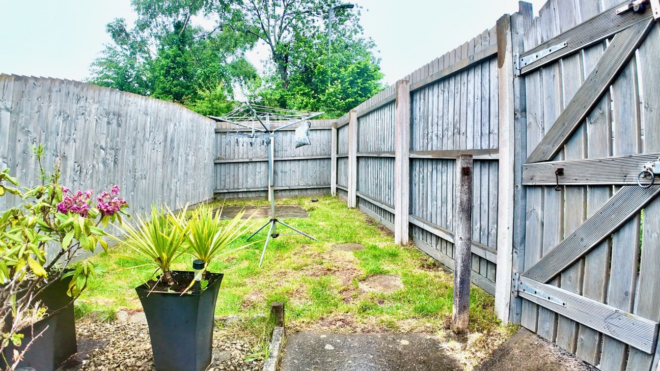 Cheviot Close, Risca, NP11