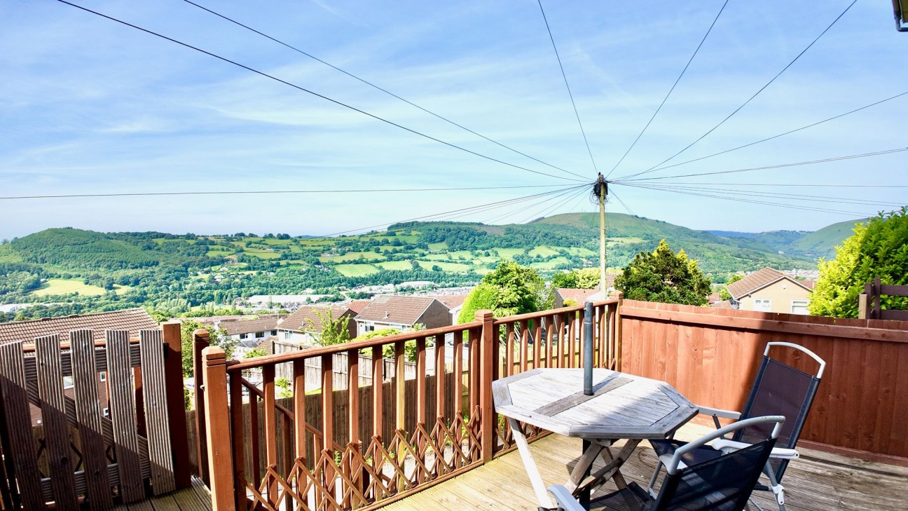 Cheviot Close, Risca, NP11