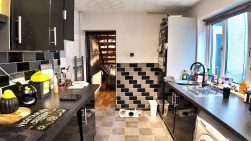 Hill Street, Risca, NP11