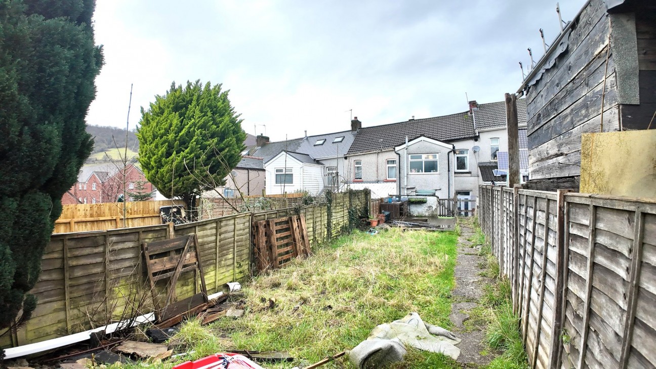 Hill Street, Risca, NP11