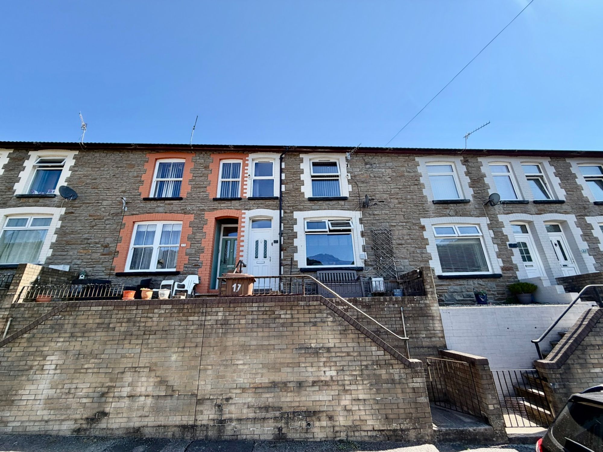 Arthur Street, Ynysddu, NP11