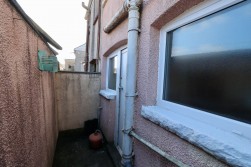 Greenfield, Newbridge, NP11