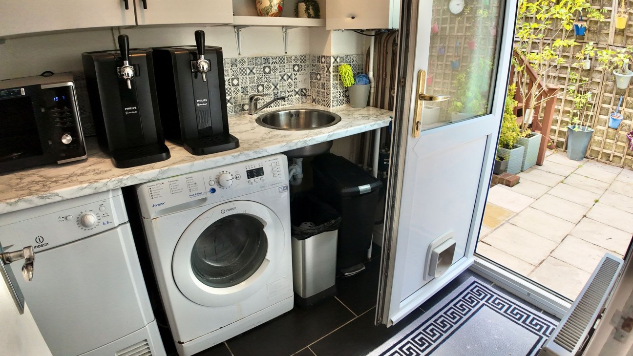 Ladysmith Road, Blackwood, NP12