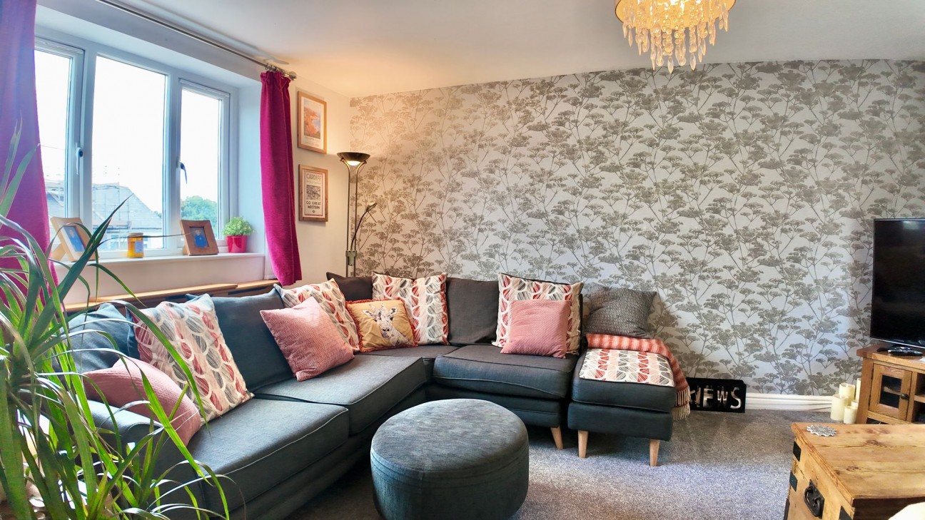 Ladysmith Road, Blackwood, NP12