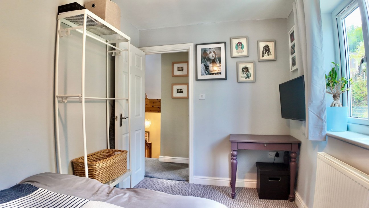 Ladysmith Road, Blackwood, NP12