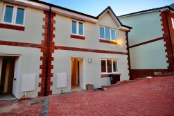 Gelynos Avenue, Argoed, NP12