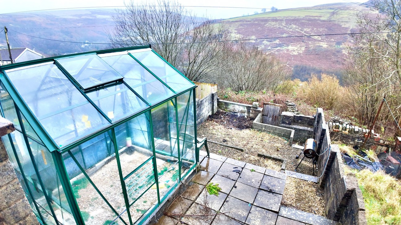 Pleasant View, Porth, CF39