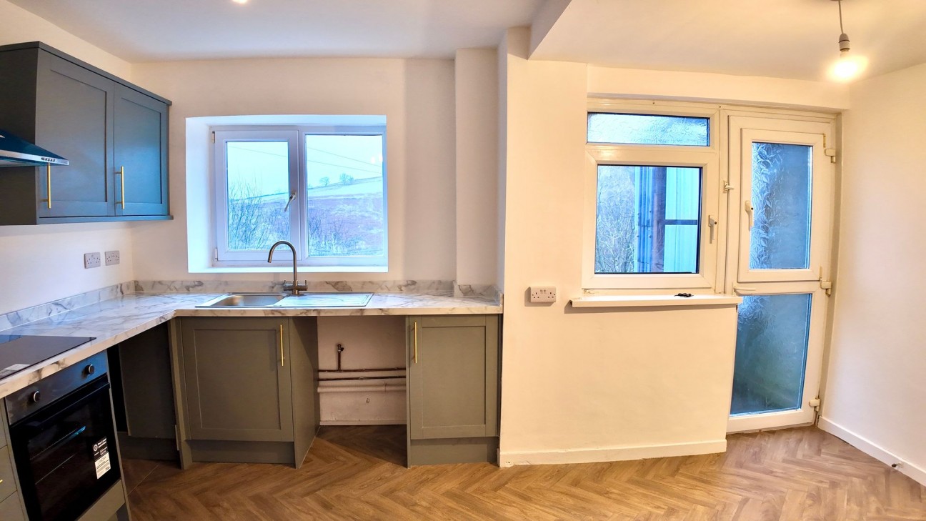 Pleasant View, Porth, CF39