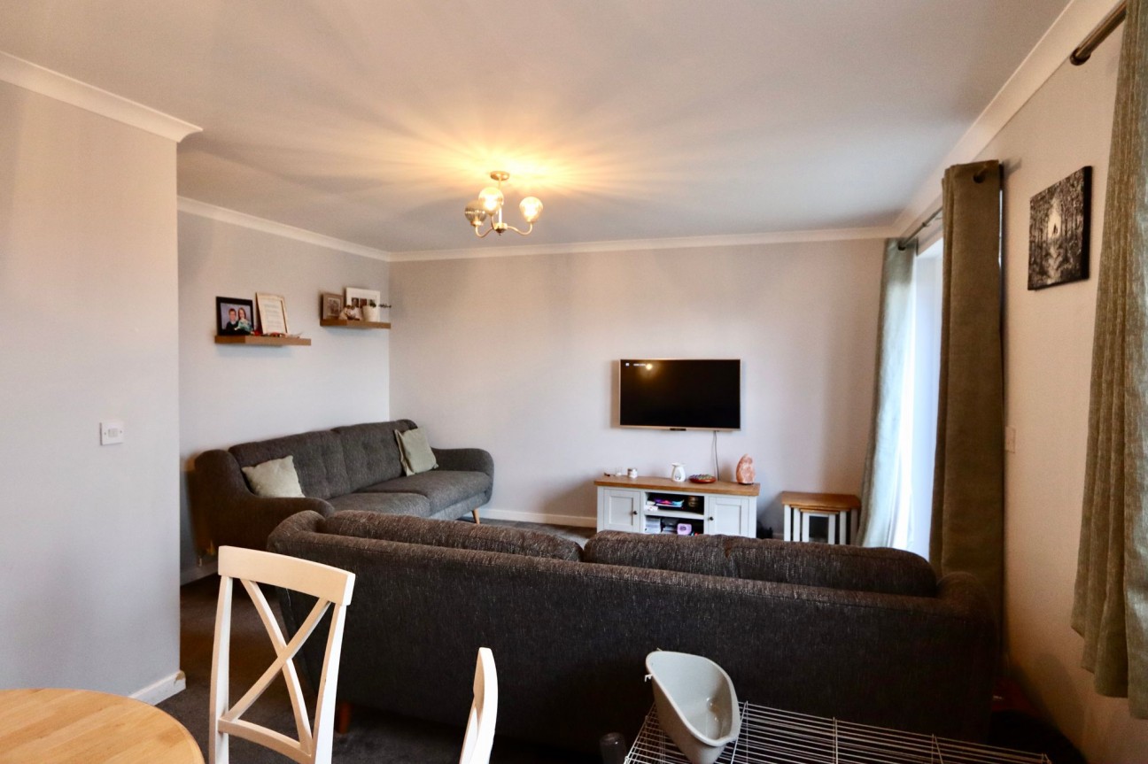 Hill View Lane, Oakdale, NP12