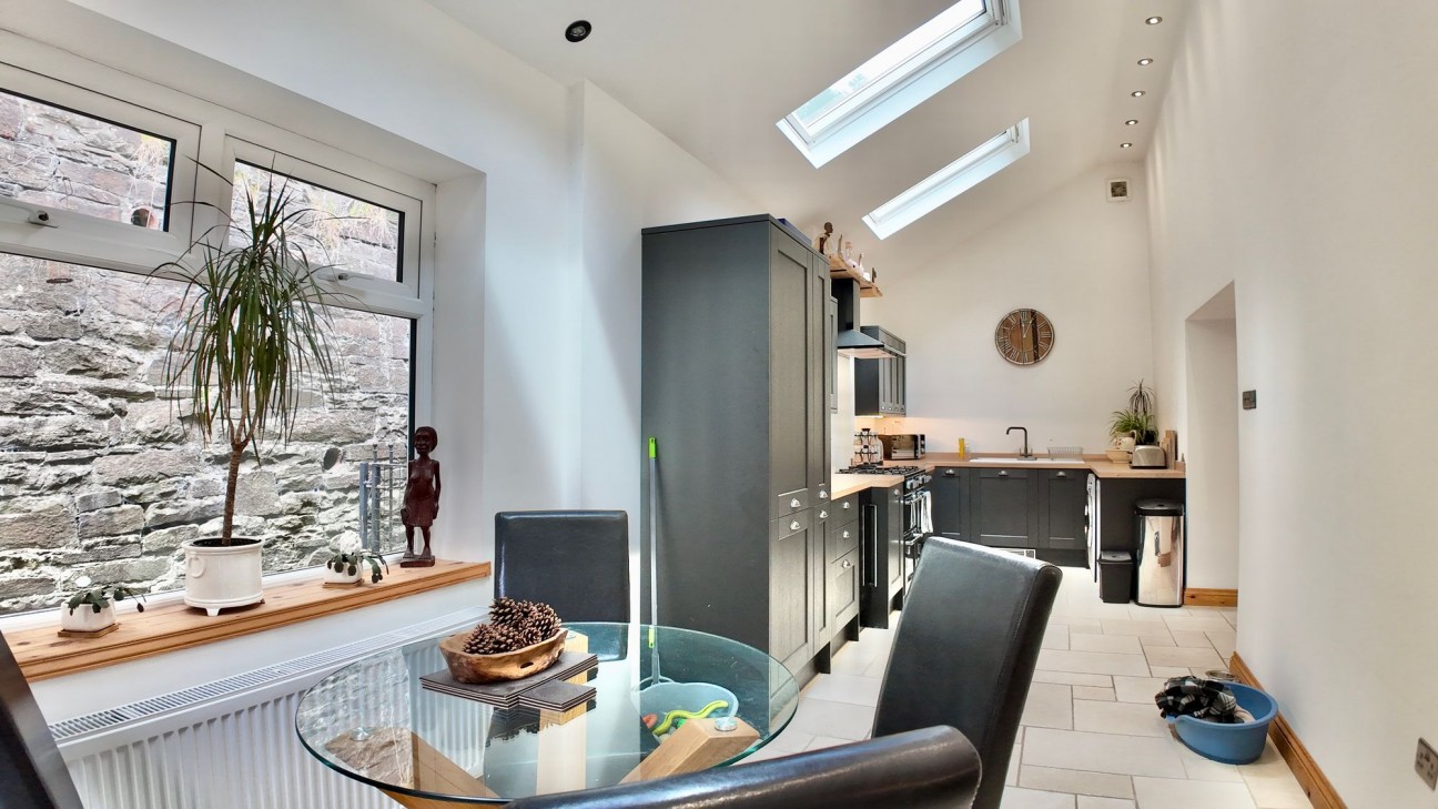 Ty Bryn Hill, Abertillery, NP13