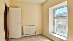 Queens Road, Elliots Town, NP24