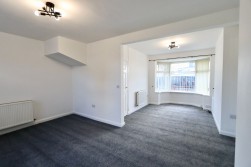 Tynycoed Crescent, Cefn Fforest, NP12