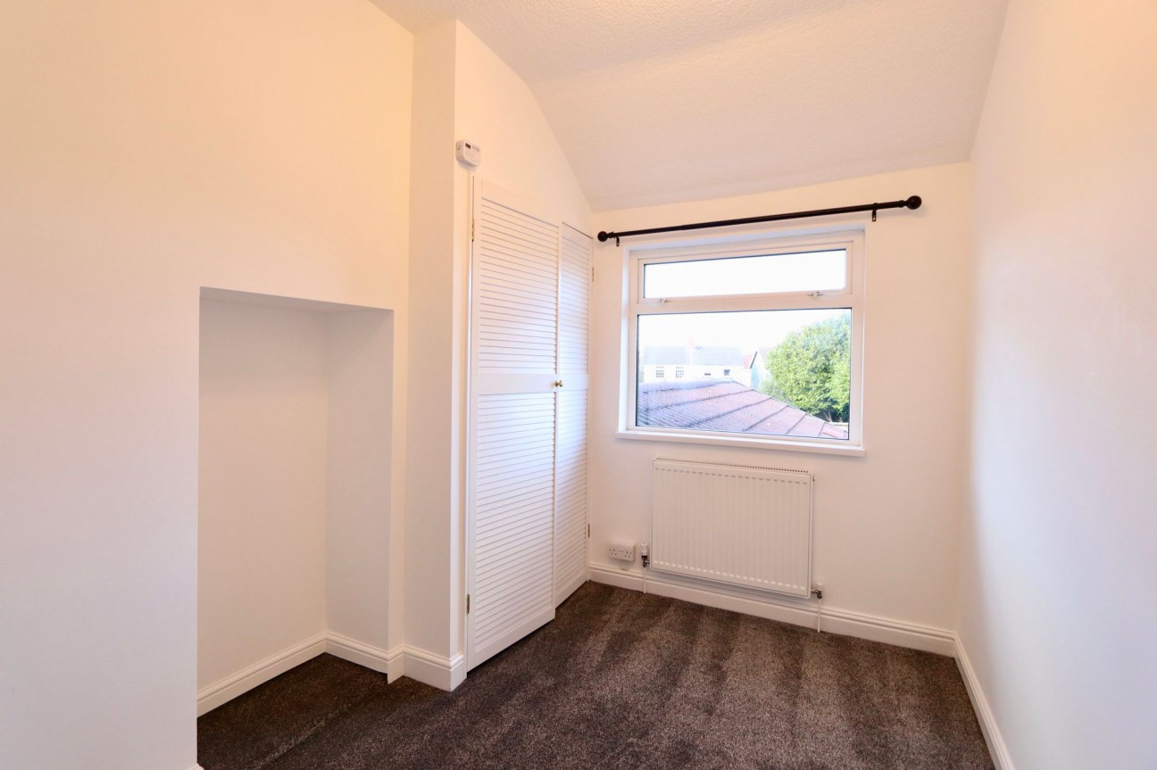 Tynycoed Crescent, Cefn Fforest, NP12