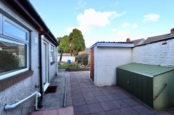 Tynycoed Crescent, Cefn Fforest, NP12