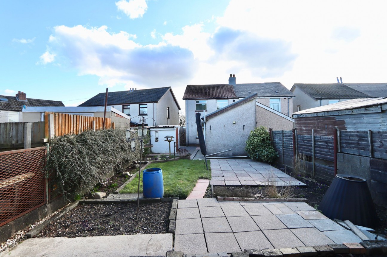 Tynycoed Crescent, Cefn Fforest, NP12