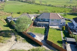 Tynewydd, Nantybwch, NP22