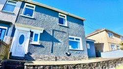 Tynewydd, Nantybwch, NP22