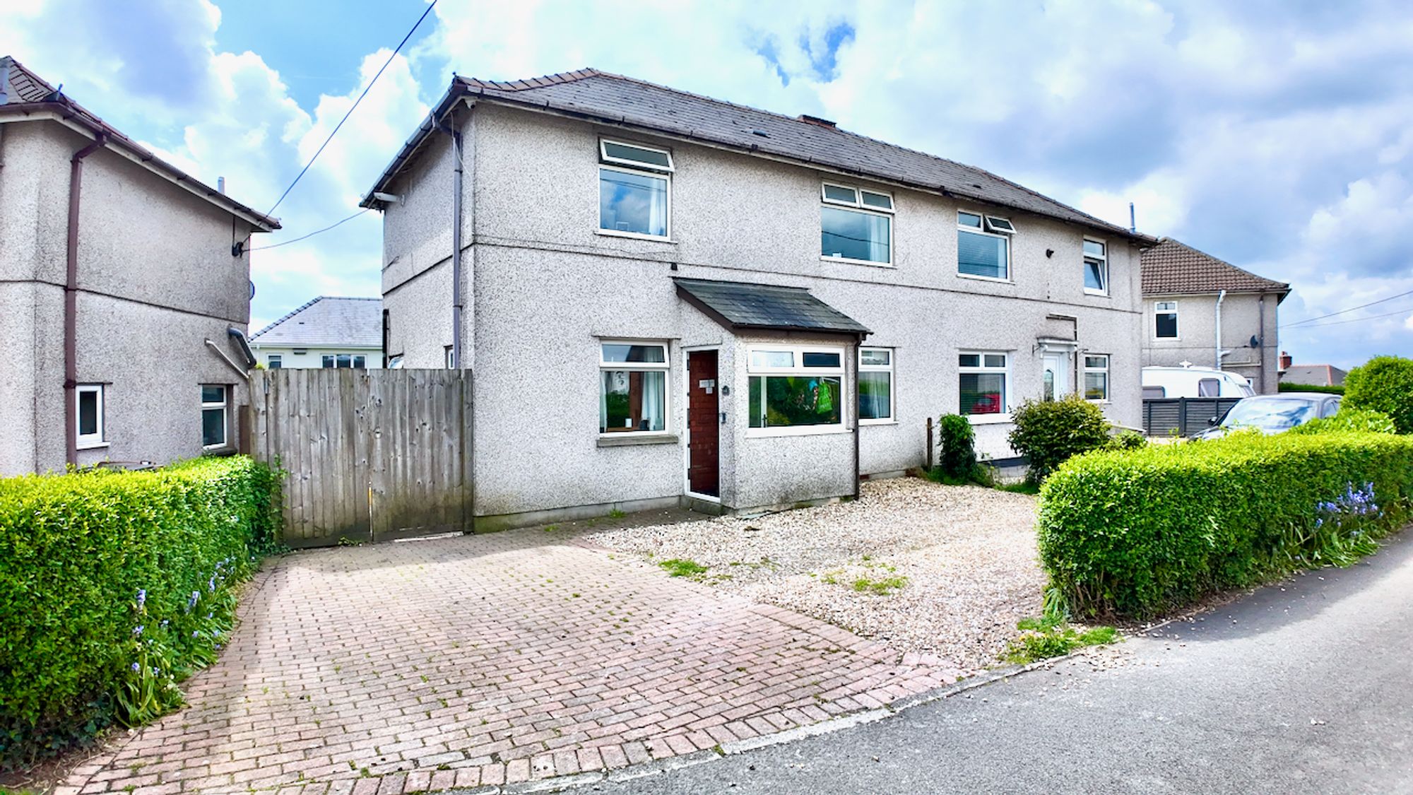 Llwyn-On Crescent, Oakdale, NP12