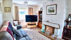 Llwyn-On Crescent, Oakdale, NP12