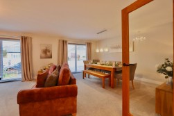 Gwerthonor Lane, Gilfach, CF81