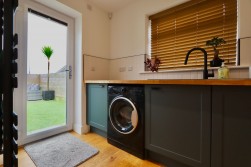 Gwerthonor Lane, Gilfach, CF81