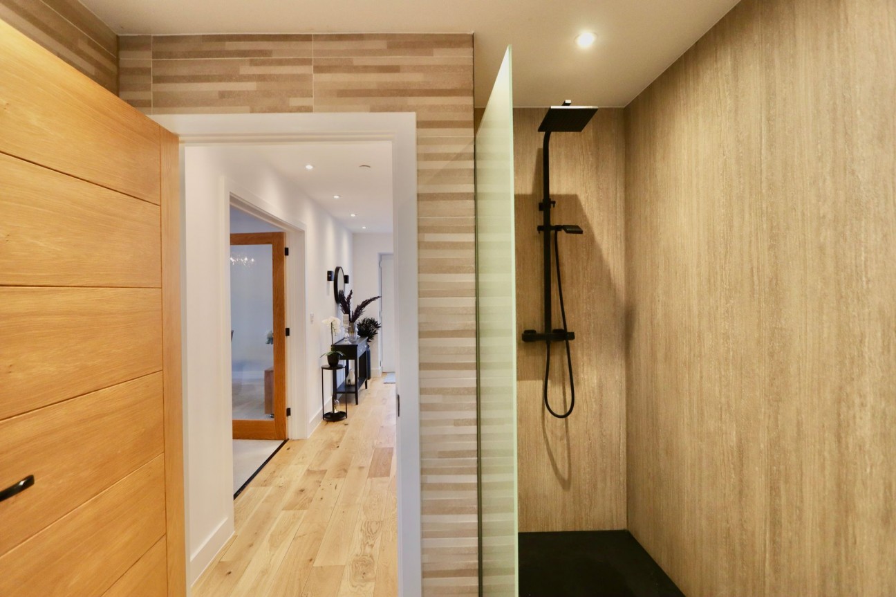 Gwerthonor Lane, Gilfach, CF81