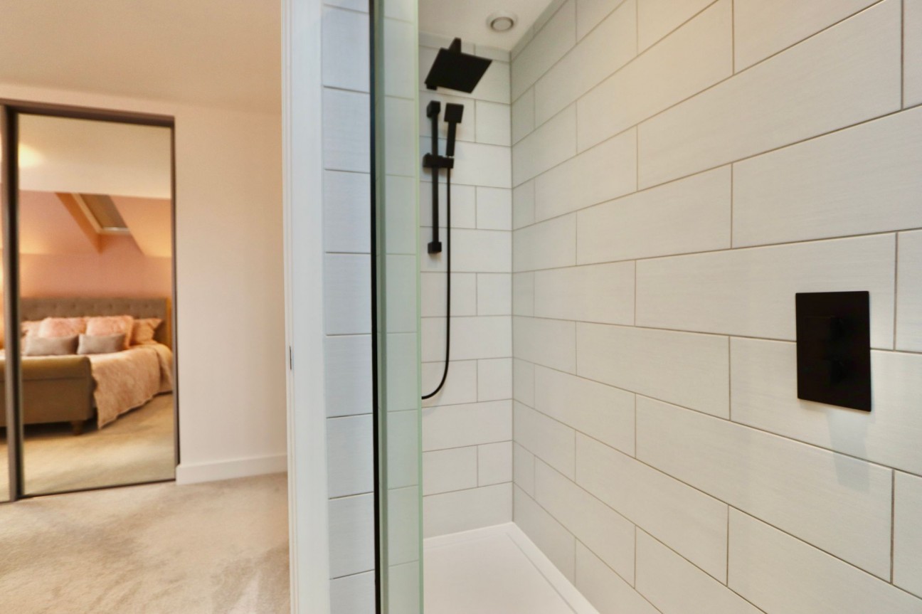 Gwerthonor Lane, Gilfach, CF81