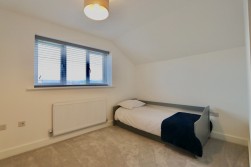 Gwerthonor Lane, Gilfach, CF81