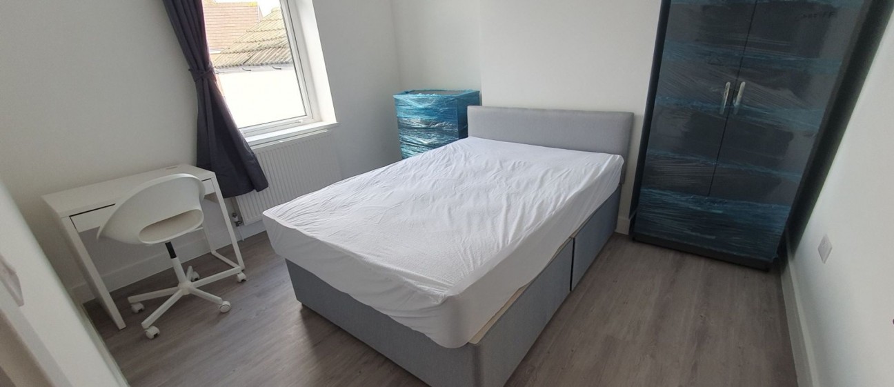 Pearl Street, Cardiff, CF24