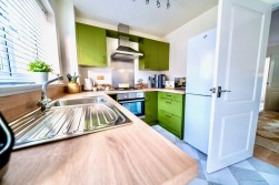 Poplar Road, Aberbargoed, CF81