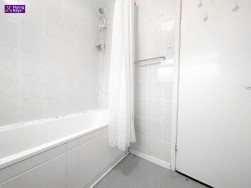 Waun Llwyn Crescent, Blackwood, NP12